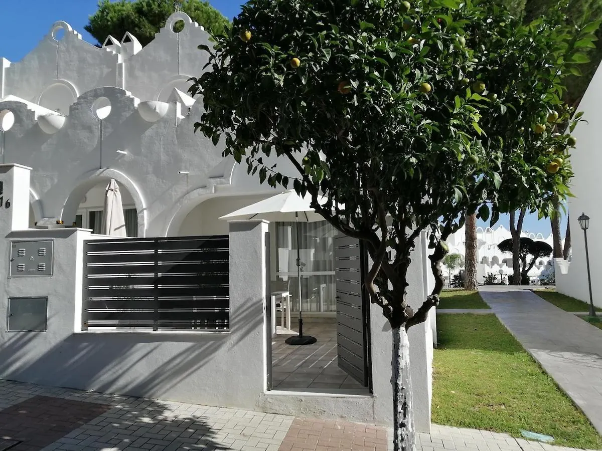 Casa Romero - Beautiful Villa, Best Corner By Pools,Resort Facilities, Full Kitchen, 3 Terraces, Internet Marbella