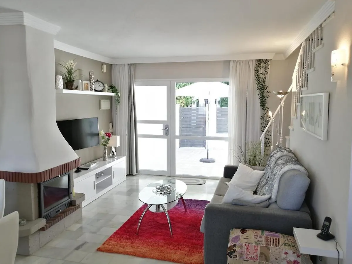 Casa Romero - Beautiful Villa, Best Corner By Pools,Resort Facilities, Full Kitchen, 3 Terraces, Internet Marbella Villa